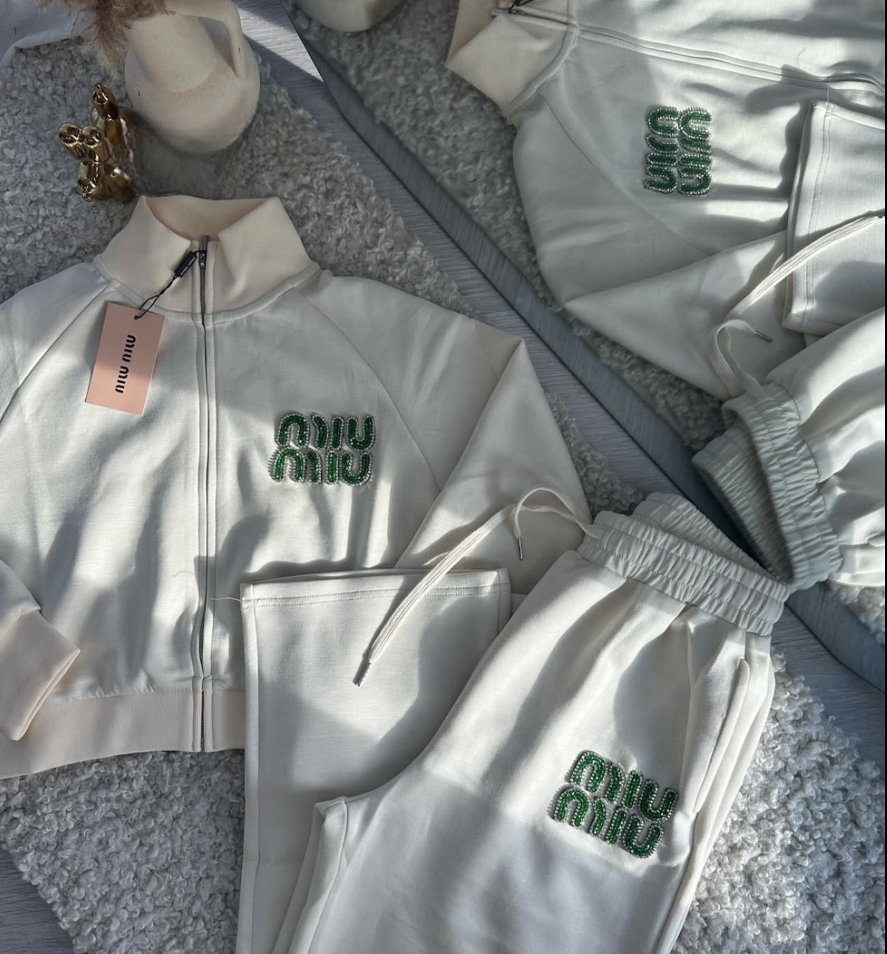 Miu set white green