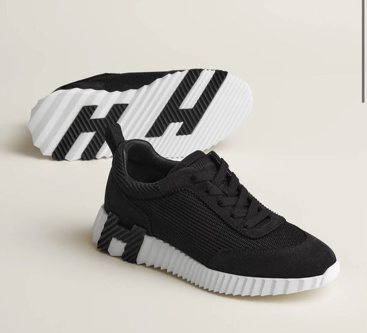 H Bouncing Black