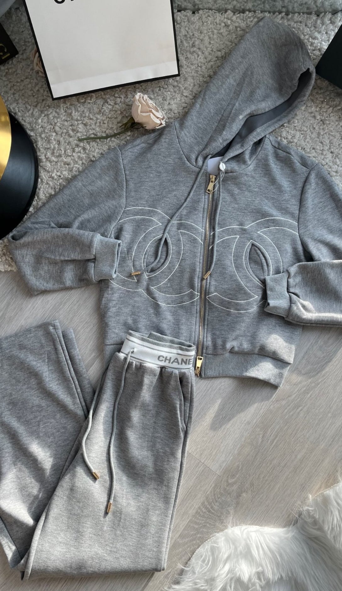 CC set grey